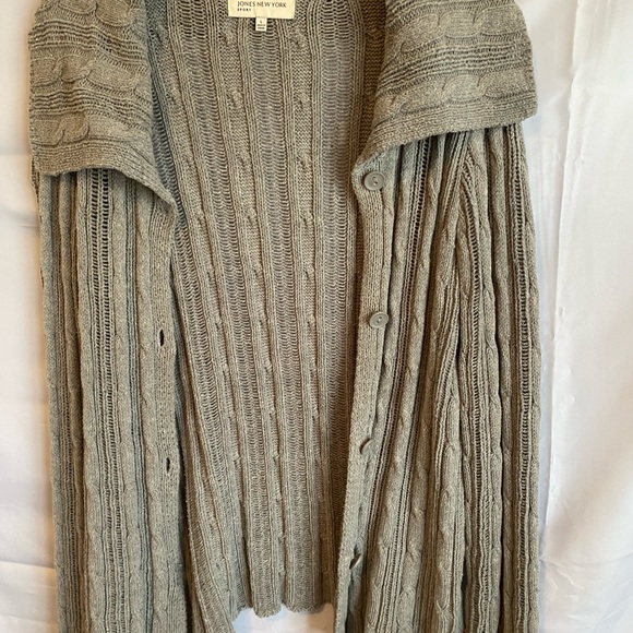 Grey Sweater - Picture 3 of 7